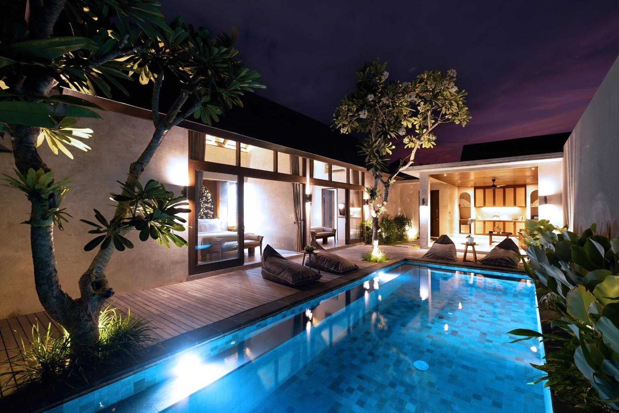 Taman Dharmawangsa Villa