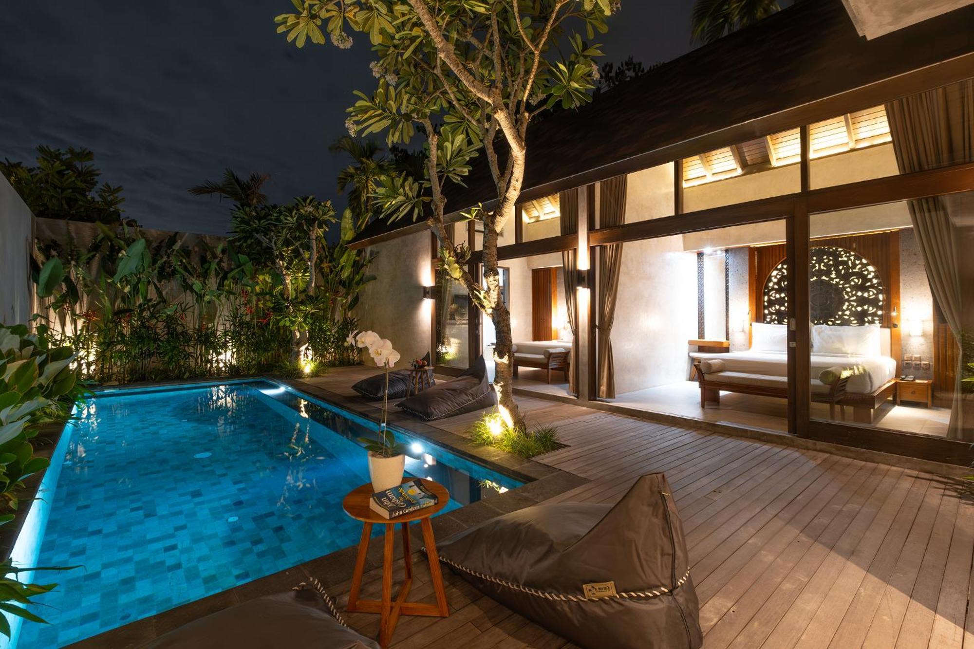 Villa Taman Dharmawangsa *