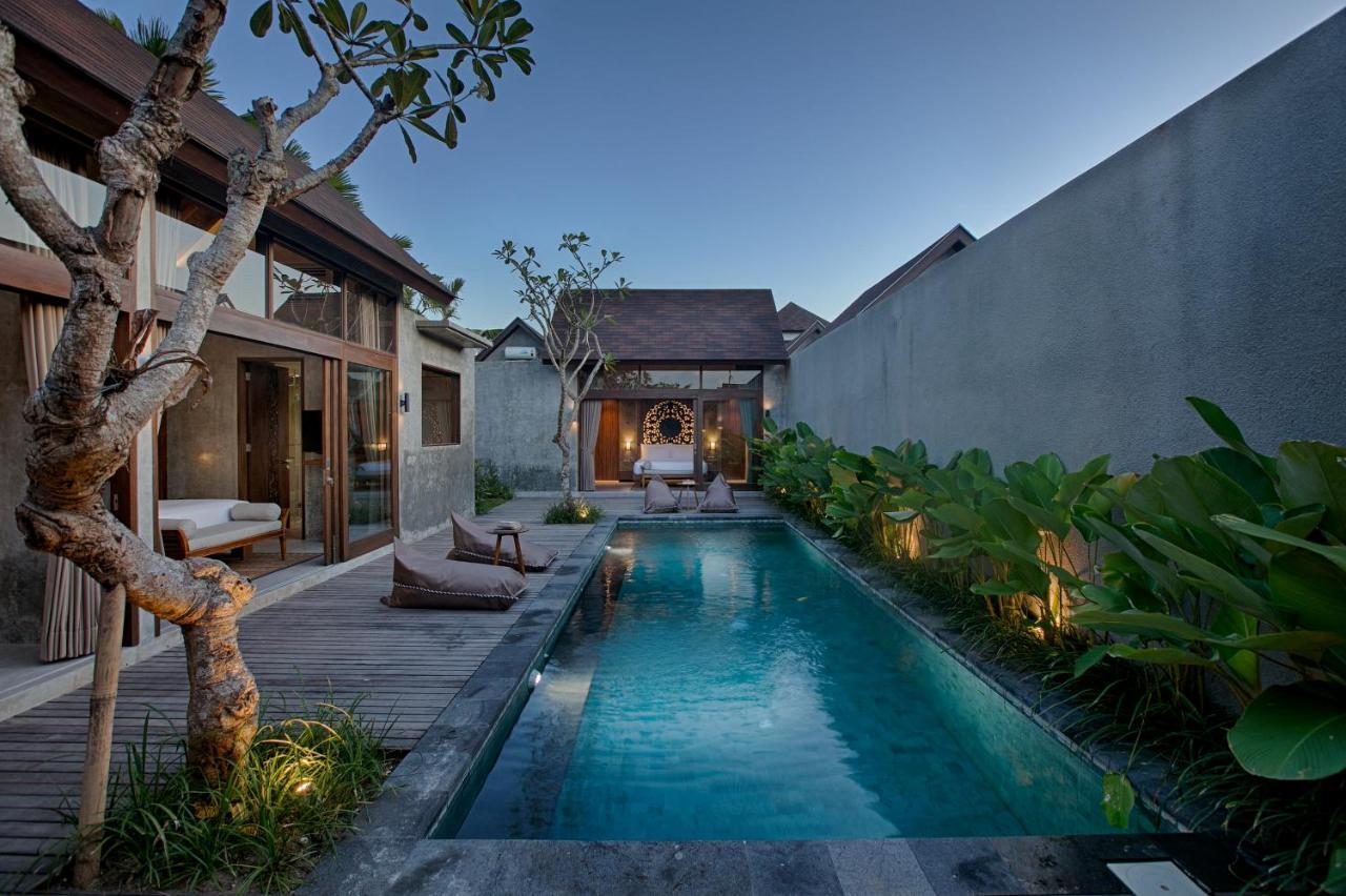 Taman Dharmawangsa * Nusa Dua (Bali)